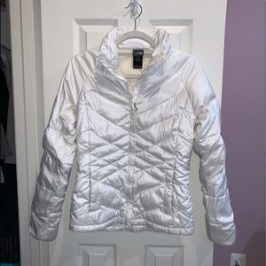 Women’s White Puffer North Face | Size XS